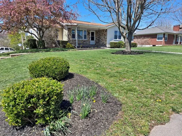 10209 Hillcrest Dr, Cumberland, MD 21502