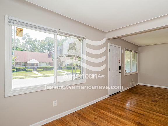 5-Dining Room