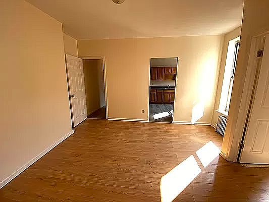 5th image of 450 49th St #15R