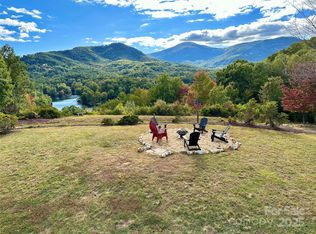 198 Sugarbush Point, Lake Lure, NC 28746