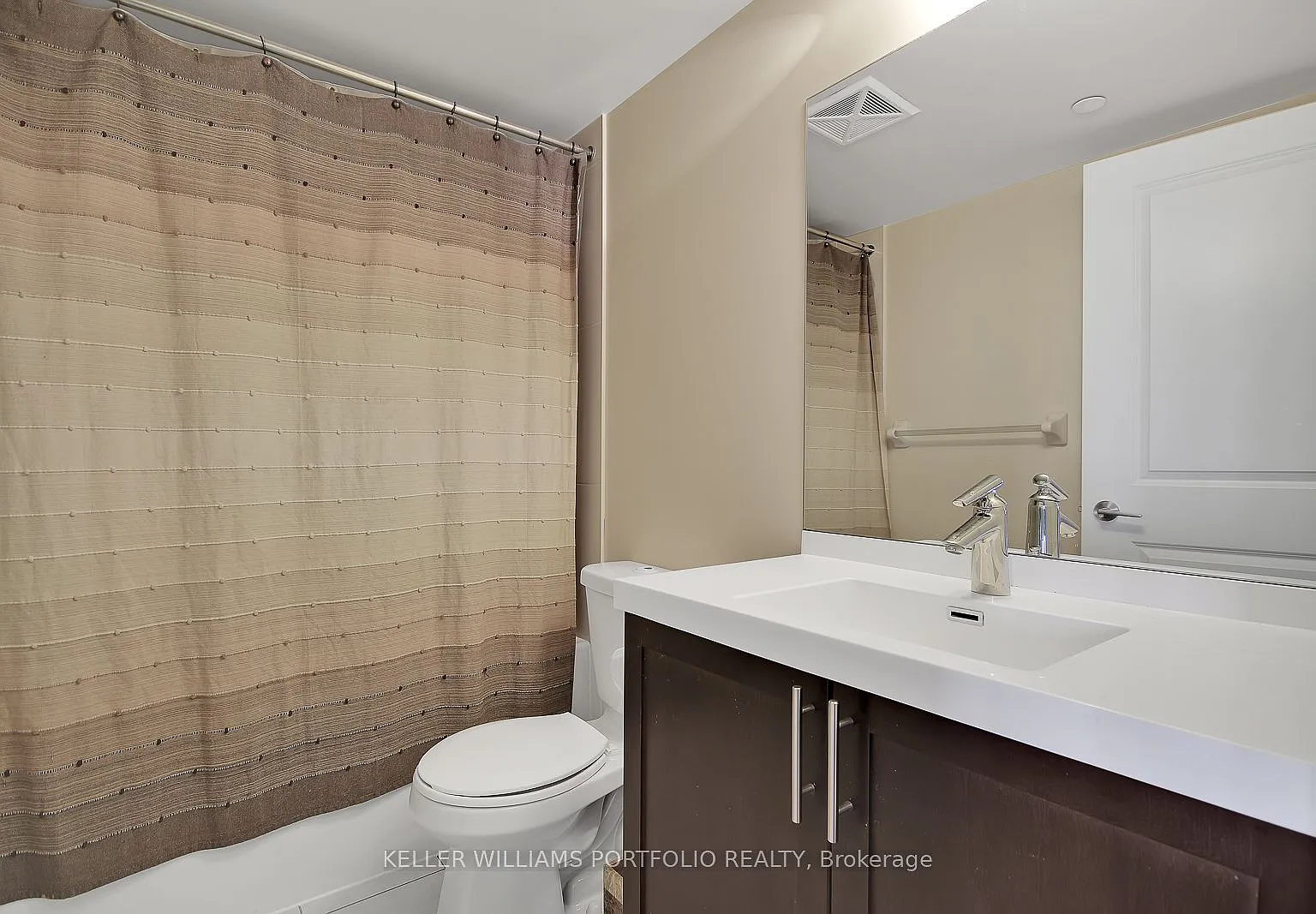 2 bed, $2,300 — Photo 4