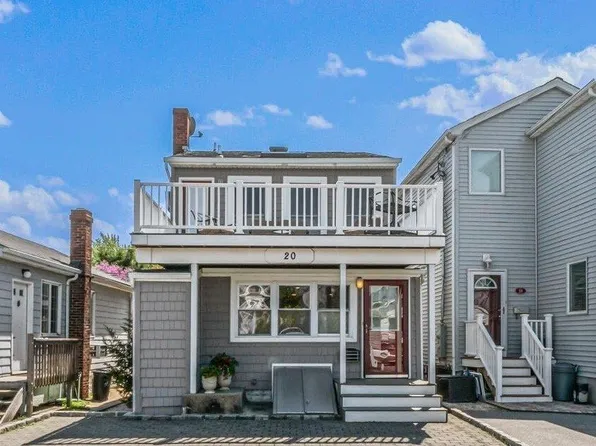 20 Pine Lane, Bayville, NY 11709