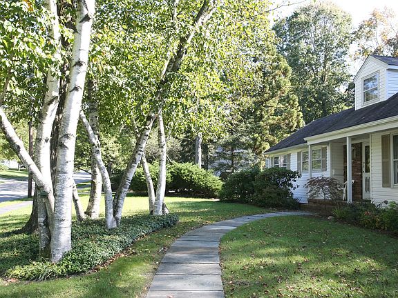 2nd image of 35 Taylor Dr