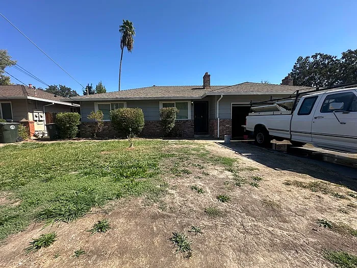 2 bed, 1.0 bath, $2,150 — Photo 2
