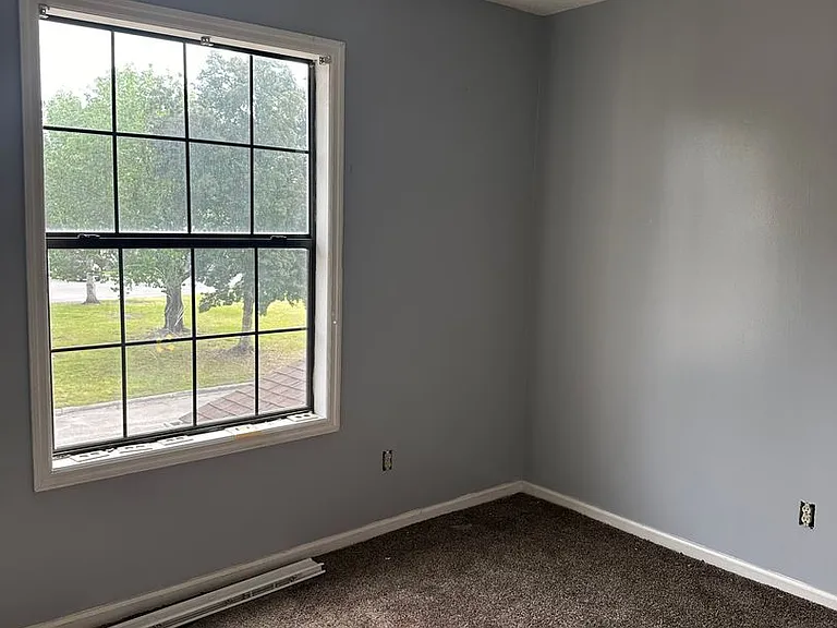 912 Pineland Ave #23 — Photo 16