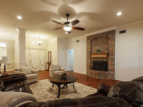 4th image of 3726 Pensacola Dr