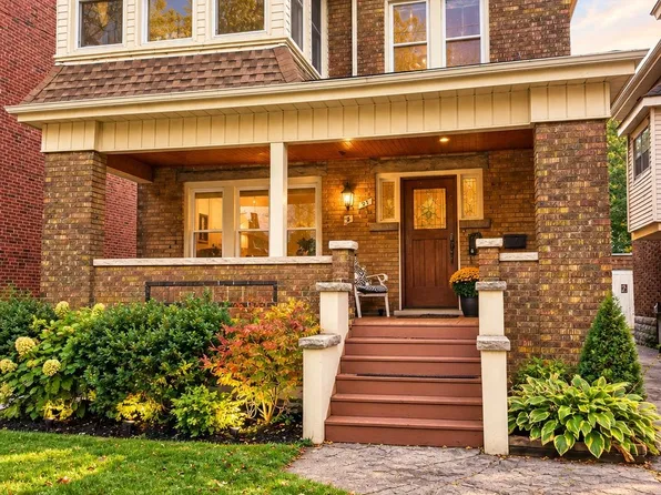 21 Gage Ave S #2, Hamilton, ON L8M 3C7