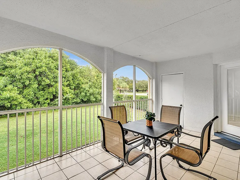 815 W Boynton Beach Blvd #16-205 — Photo 26