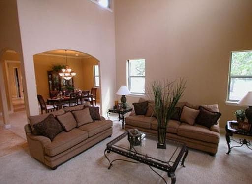 4th image of 24919 Estancia Circle