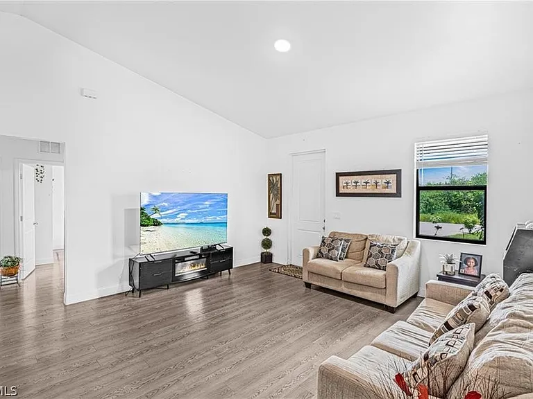 9012 S Indio Ct — Photo 11