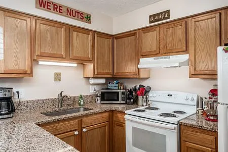 3560 Kinsale Head Dr — Photo 14
