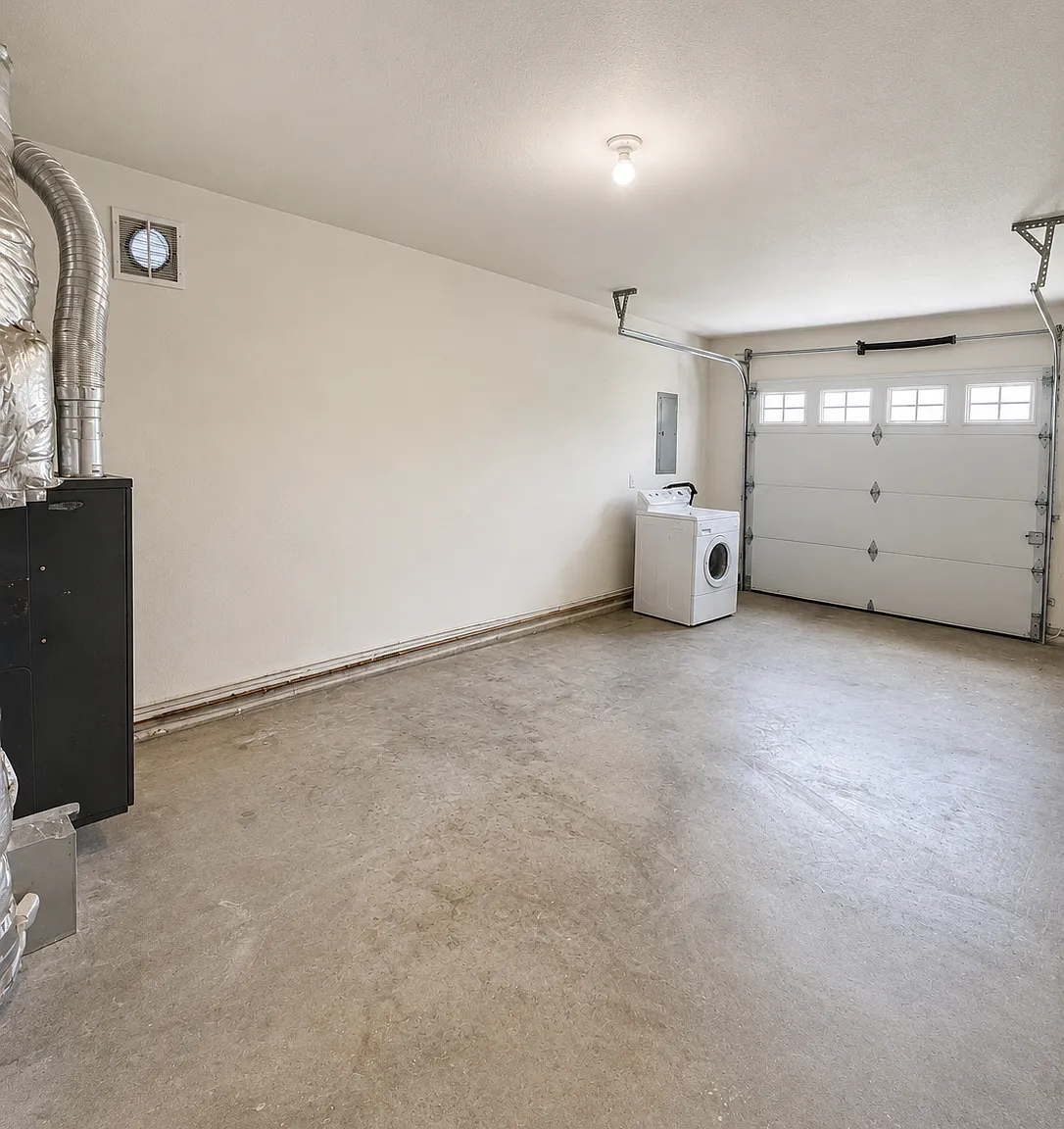 4 bed, 2.5 bath, 1486 sqft, $2,900 — Photo 3