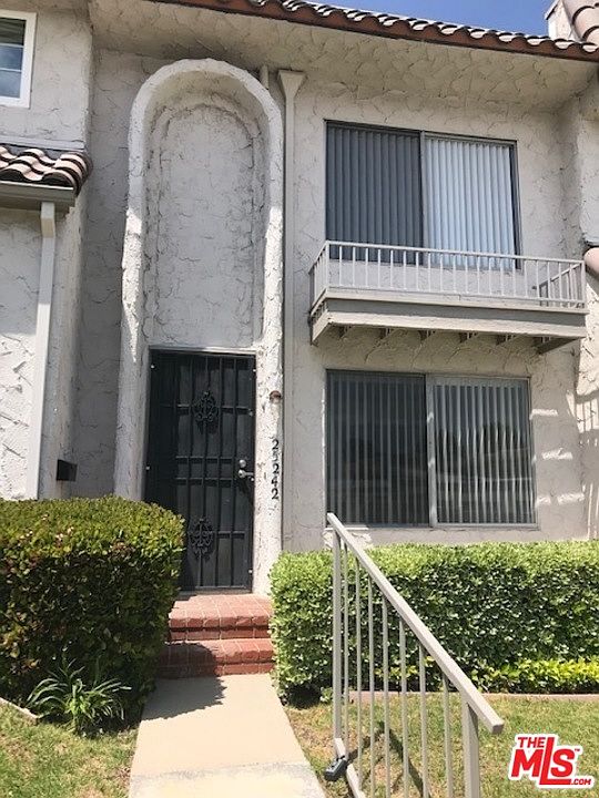 1st image of 25242 Avenida Dorena