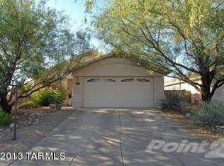 8105 E Sundew Dr, Tucson, AZ 85710