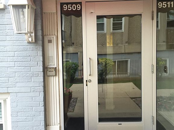 2nd image of 9509 Kelvin Ln