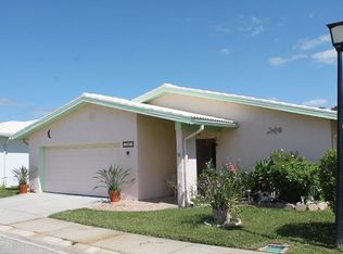 10661 Sandalwood Ct, Pinellas Park, FL 33782