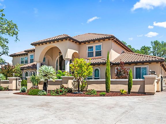 5th image of 5551 Monte Claire Ln