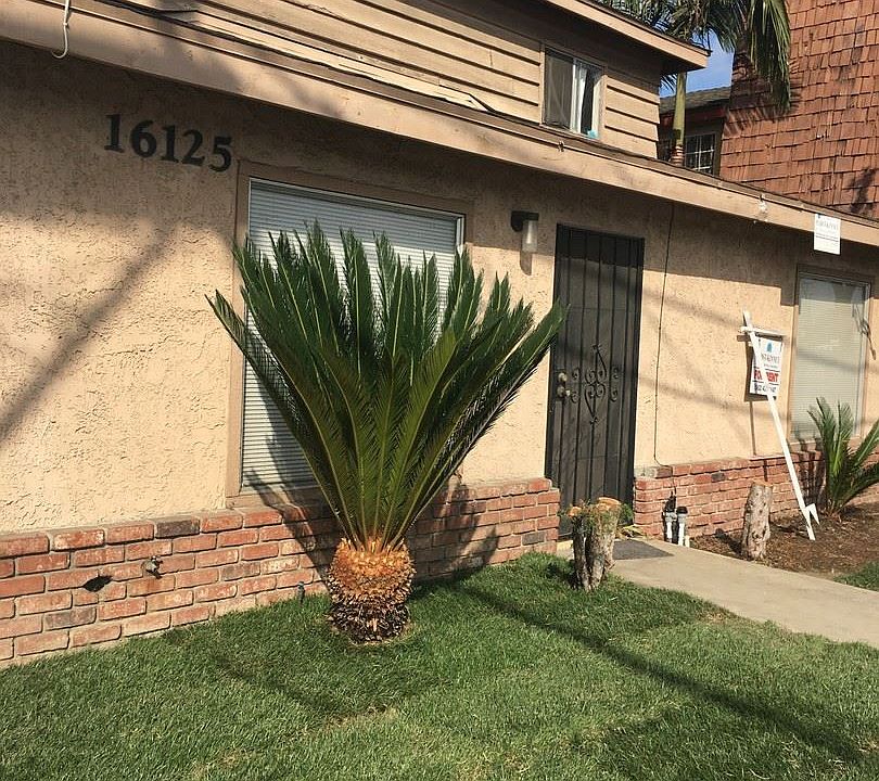 1st image of 16125 Woodruff Ave APT 1