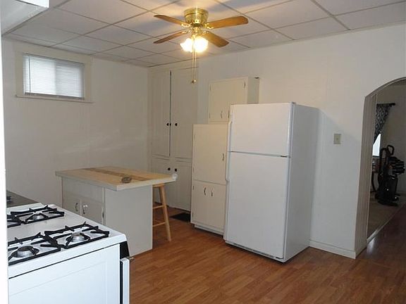 3rd image of 115 Avenue C