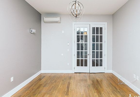 2nd image of 1491 Gates Ave APT 1R