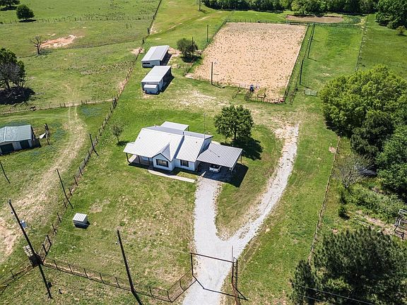 2nd image of 15534 Meadow Creek Rd
