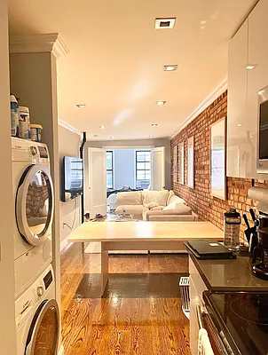 Rented by Century 21 Premier  | media 3