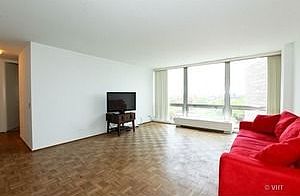 4th image of 2400 N Lakeview Ave APT 1206