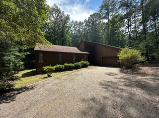 292 Fairway Ln, Sanford, NC 27332