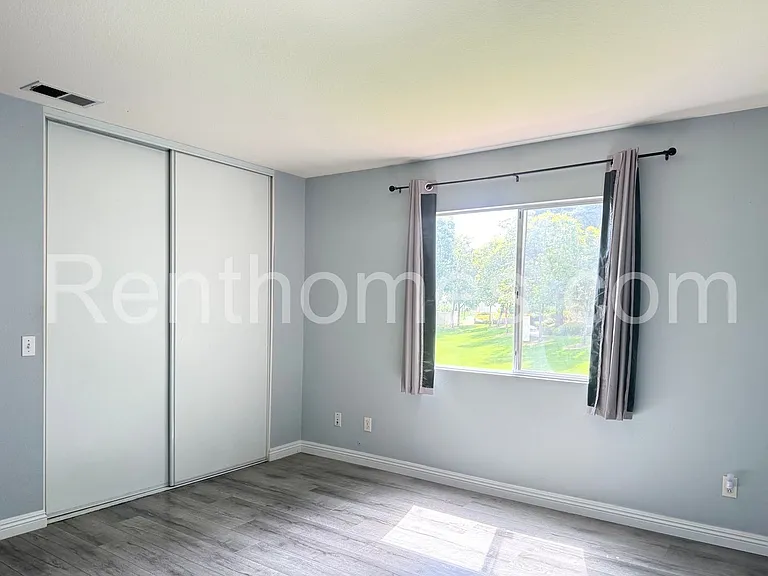 824 Caminito Estrella — Photo 17