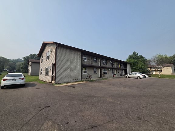2nd image of 2702 Fryklund Dr