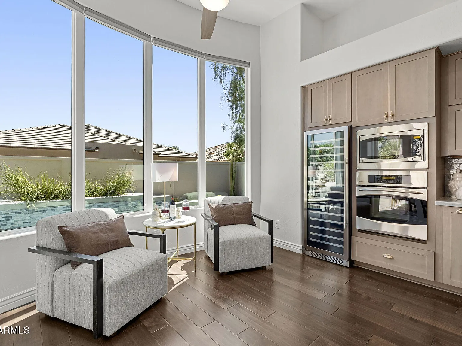 3 bed, 2.5 bath, 2624 sqft, $11,000 — Photo 3