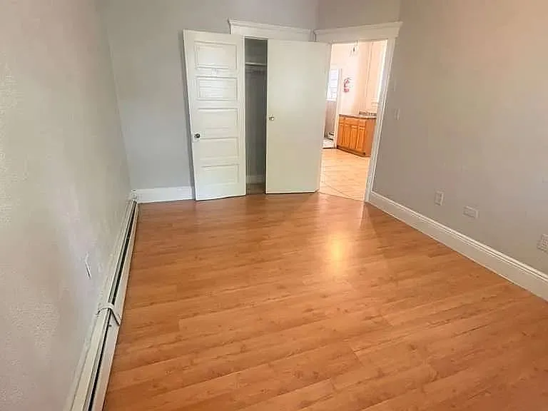 331 E Jersey St #B — Photo 2