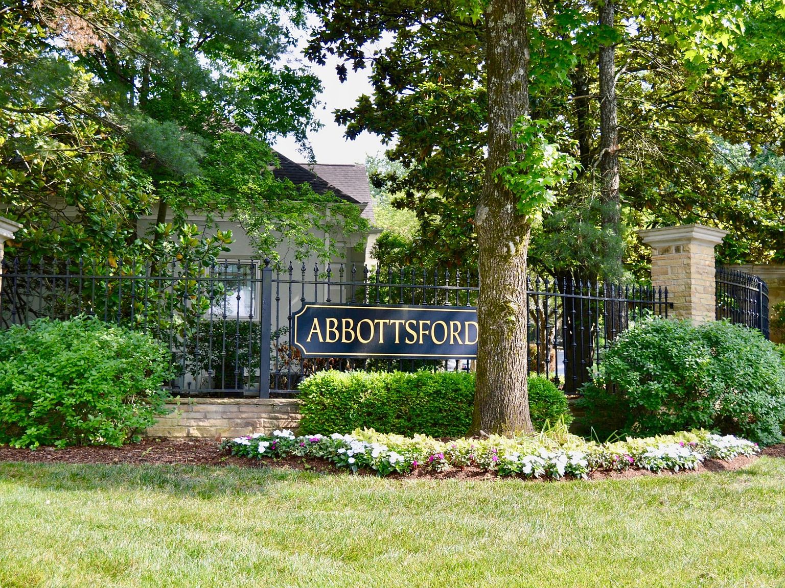 140 Abbottsford, Nashville, TN 37215 Zillow