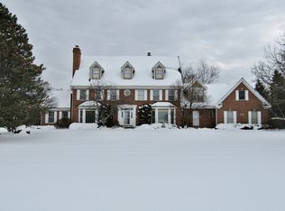 6N025 Westwood Ln, St Charles, IL 60175