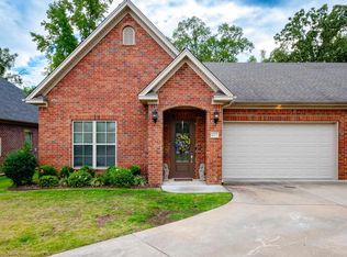 412 Valley Ranch Cir, Little Rock, AR 72223