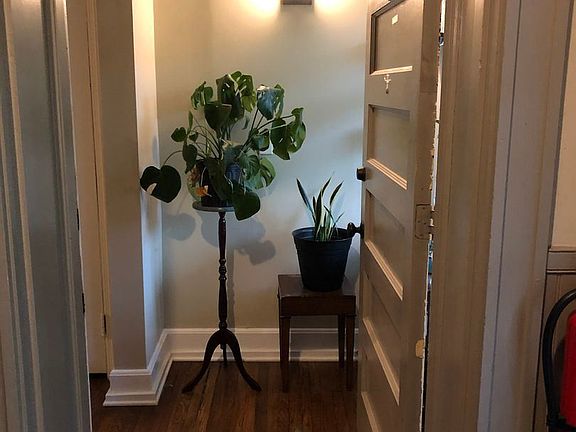 2nd image of 417 Kensington Ct APT 3