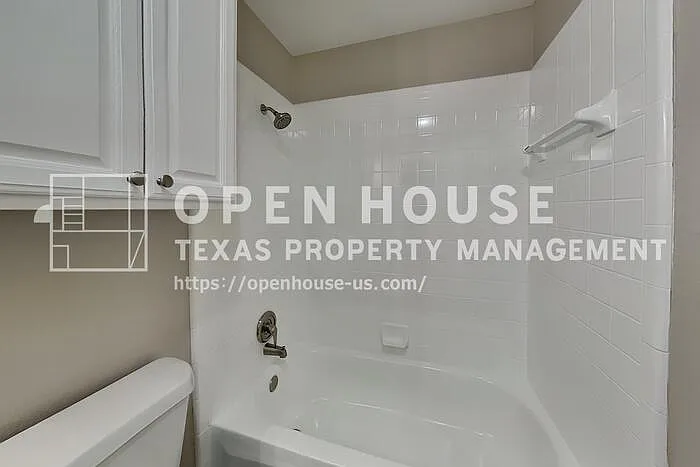 3604 Crestcreek Ct — Photo 17