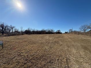 1815 S Linwood Ave, Cushing, OK 74023