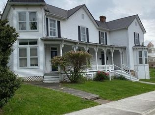 375 S 4th St, Wytheville, VA 24382