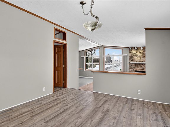 5th image of 174 Meadow Ln
