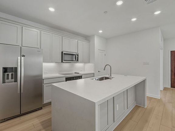 Kitchen with Island Bar Seating