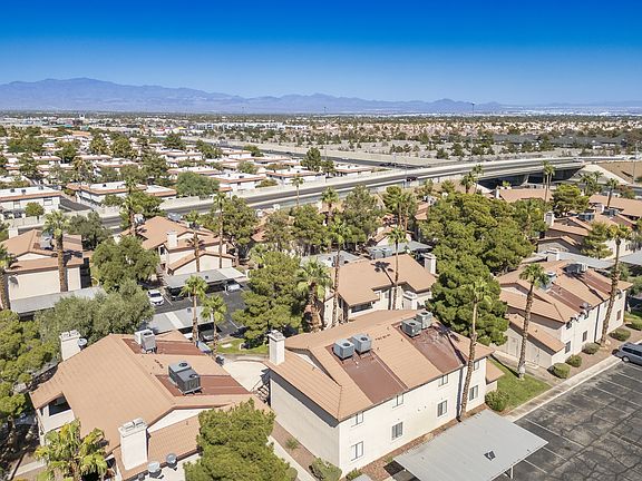 2nd image of 809 Rock Springs Dr APT 101-24