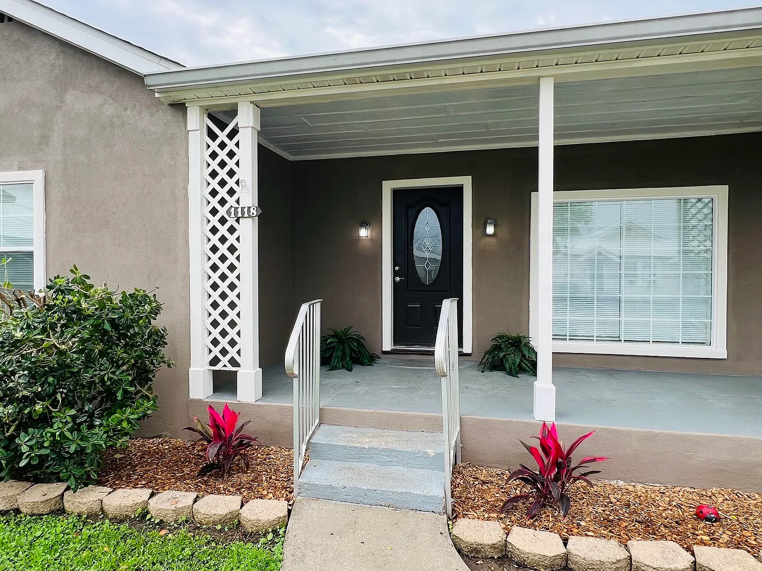 3 bed, 1750 sqft, $1,500 — Photo 2