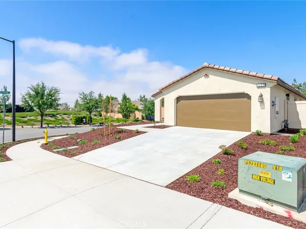 1553 Gardenview Trl, Beaumont, CA 92223