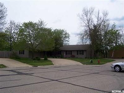 1st image of 736 Putney Dr