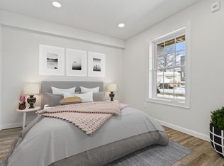 101 Touro St #3, Providence, RI 02904