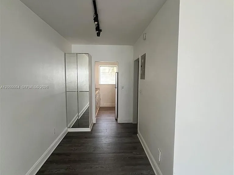7720 Harding Ave #9 — Photo 7
