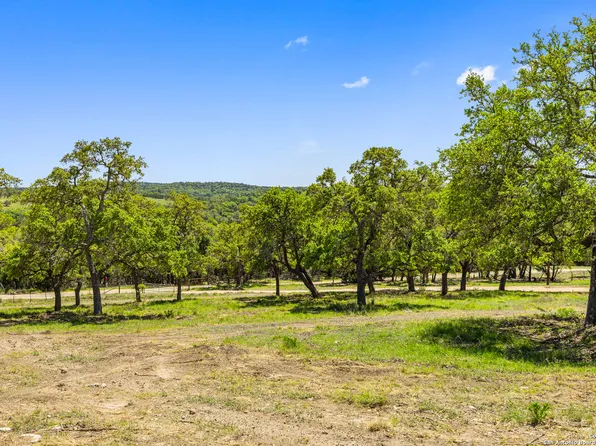 3680-3 Schumann Rd, Stonewall, TX 78671