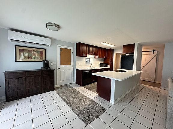 3rd image of 47-687 Wailehua Pl