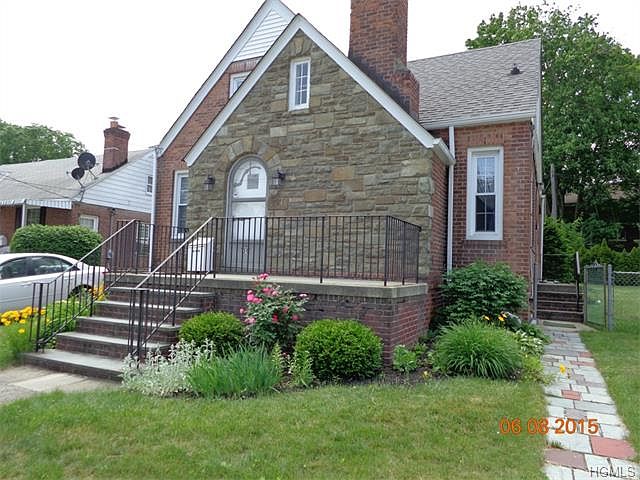 1st image of 39 Richman Ave